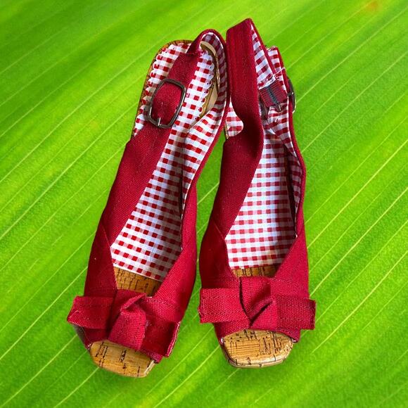 Tribeca by Kenneth Cole Red Cork and Gingham Slingback Heels Size 8.5 - Picture 3 of 9